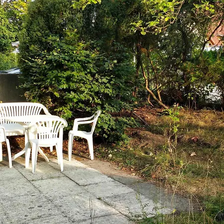 Sonnige Eg_wohnung Mit Garten Terr Отель *